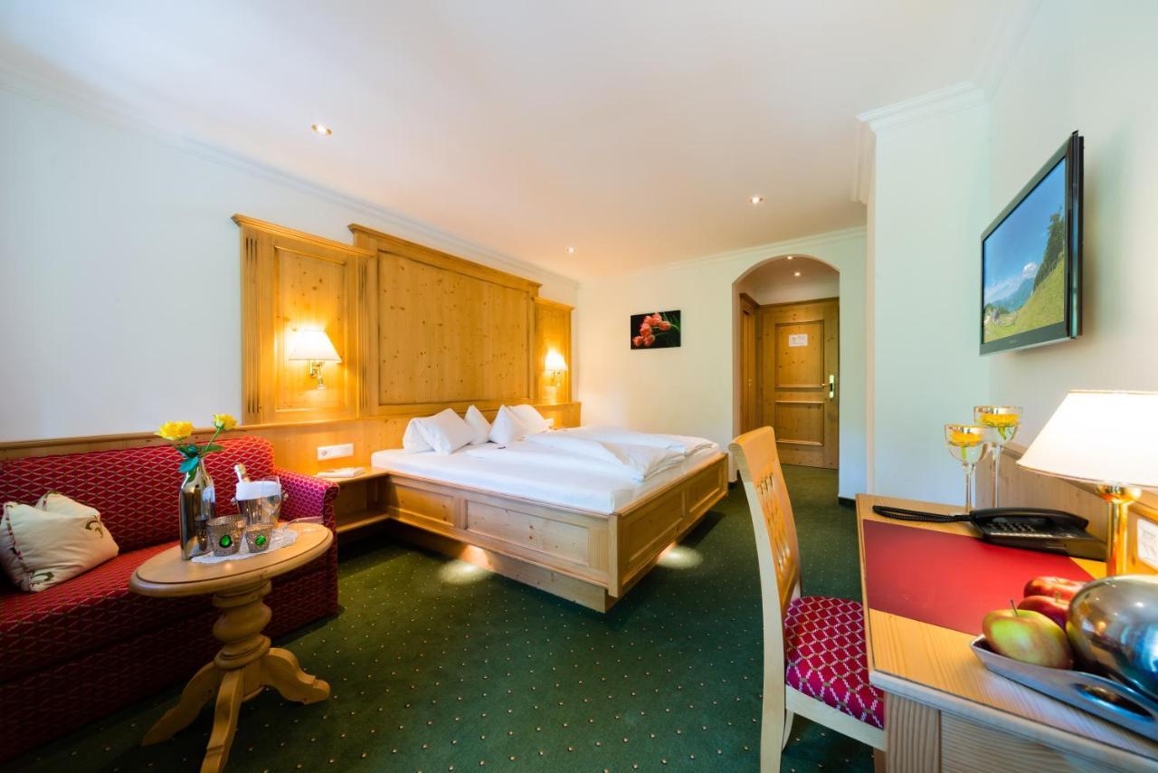 פאיסטנאו Hotel Fischerwirt Natur Waldspa מראה חיצוני תמונה
