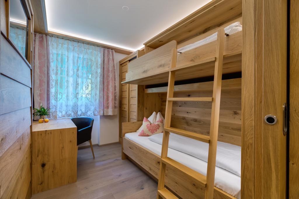פאיסטנאו Hotel Fischerwirt Natur Waldspa מראה חיצוני תמונה